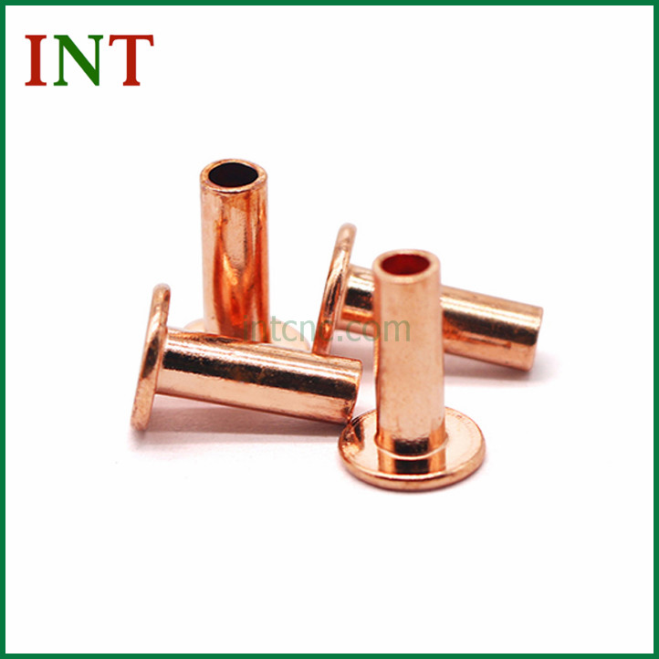 Rivetto in rame cavo e rivetto in rame massiccio: qual è la differenza?